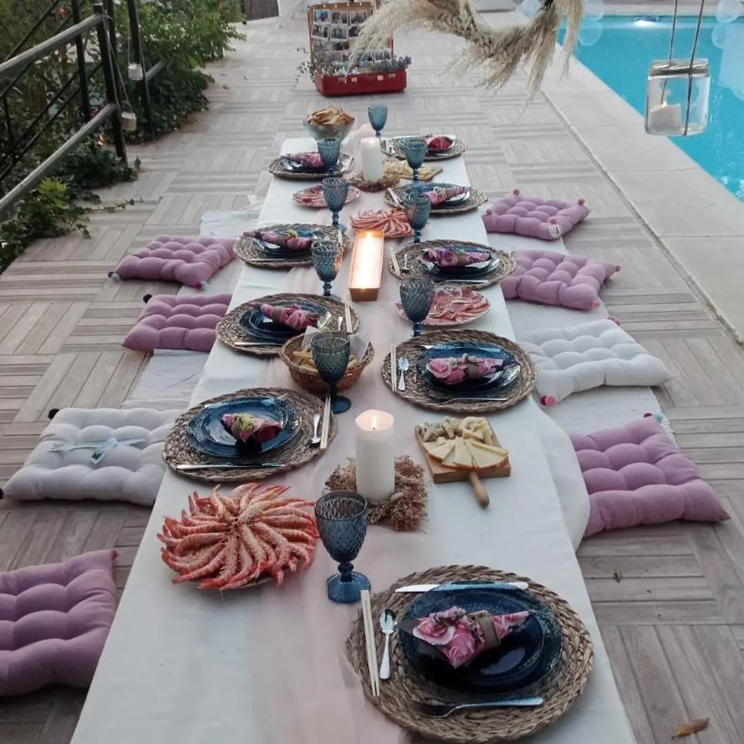 La Caseria Azul De Cuadros Bedmar y Garciez Country house