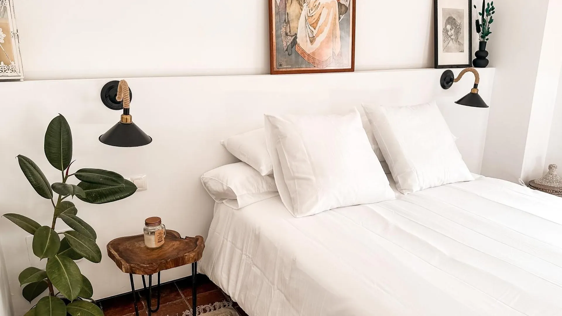 La Caseria Azul De Cuadros Bedmar y Garciez Country house