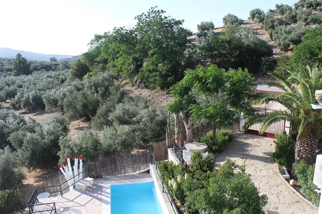 Country house La Caseria Azul De Cuadros Bedmar y Garciez